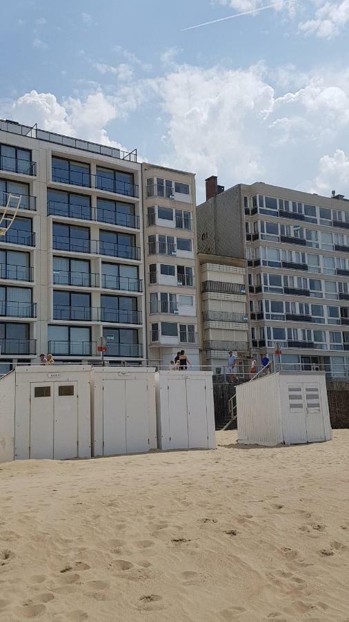 Zeedijk 241, Uitzicht Op Zee, Vue Sur La Mer Koksijde Exterior photo